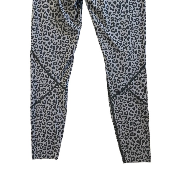 Varley Bedford Tight Leggings, Midnight Cheetah, Size S - Picture 11 of 11